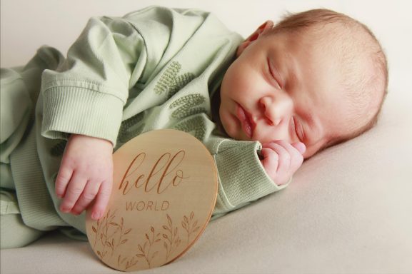 hello world newborn photography
