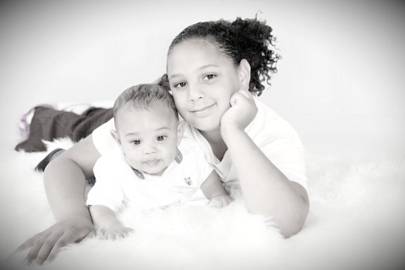 siblings, big sister little brother family photoshoot