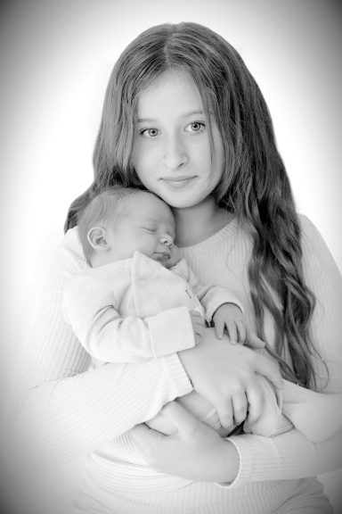 Sibling newborn photography